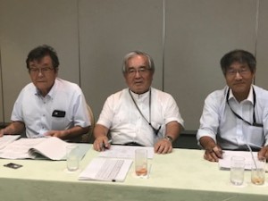 理事会前の新三役。準備万端。